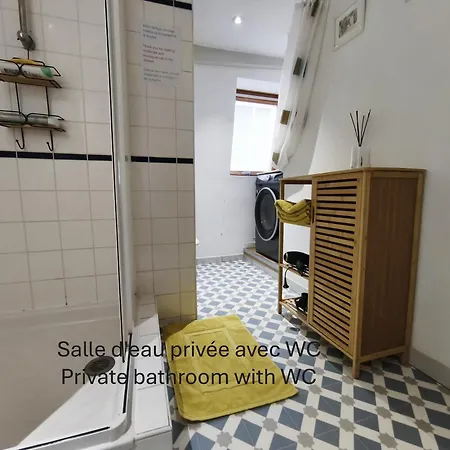 Kapselhotel - Centre Historique - Salle D'eau Et Wc Prives